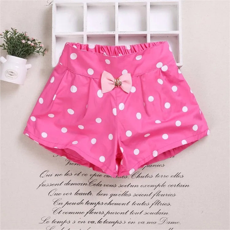 Zauberhafte Mädchen-Shorts mit Herzmuster und Schleifendetail