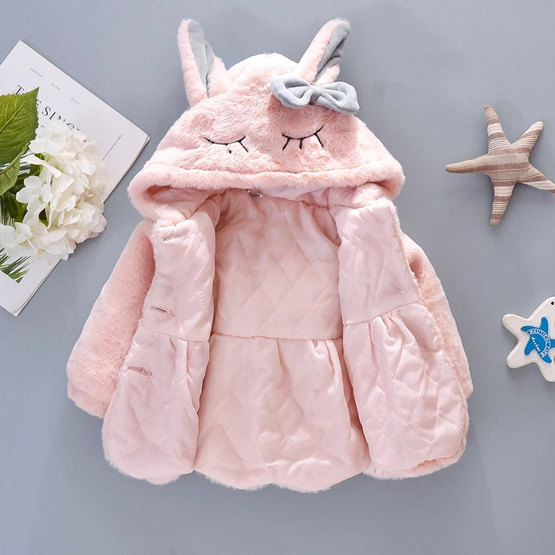 Kuschelige Kinderjacke mit Kapuze und Ohren