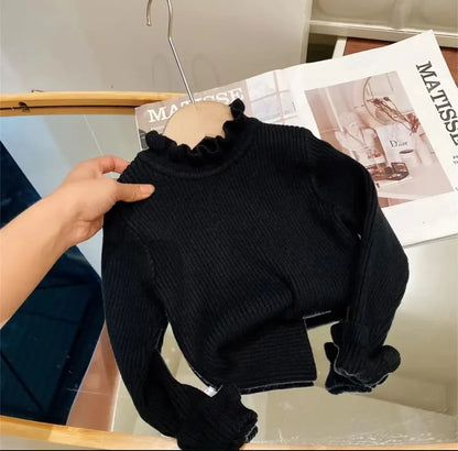 Stilvoller Rollkragenpullover für Kinder