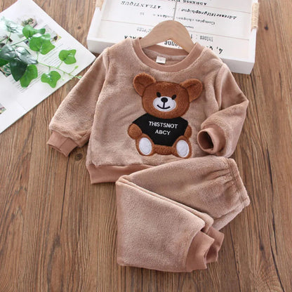 Kuscheliger Bären-Pyjama für Kinder – Komfort und Stil vereint