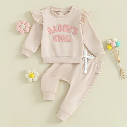 Kuschelweicher Baby-Sweatanzug "Daddy's Girl"