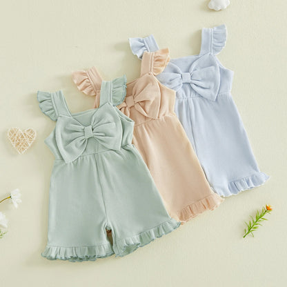Sommer Jumpsuit für Mädchen mit Schleife & Rüschen – leicht & verspielt
