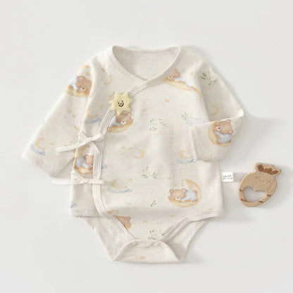 Wickelbody für Babys – weicher Langarm Babybody mit liebevollen Illustrationen