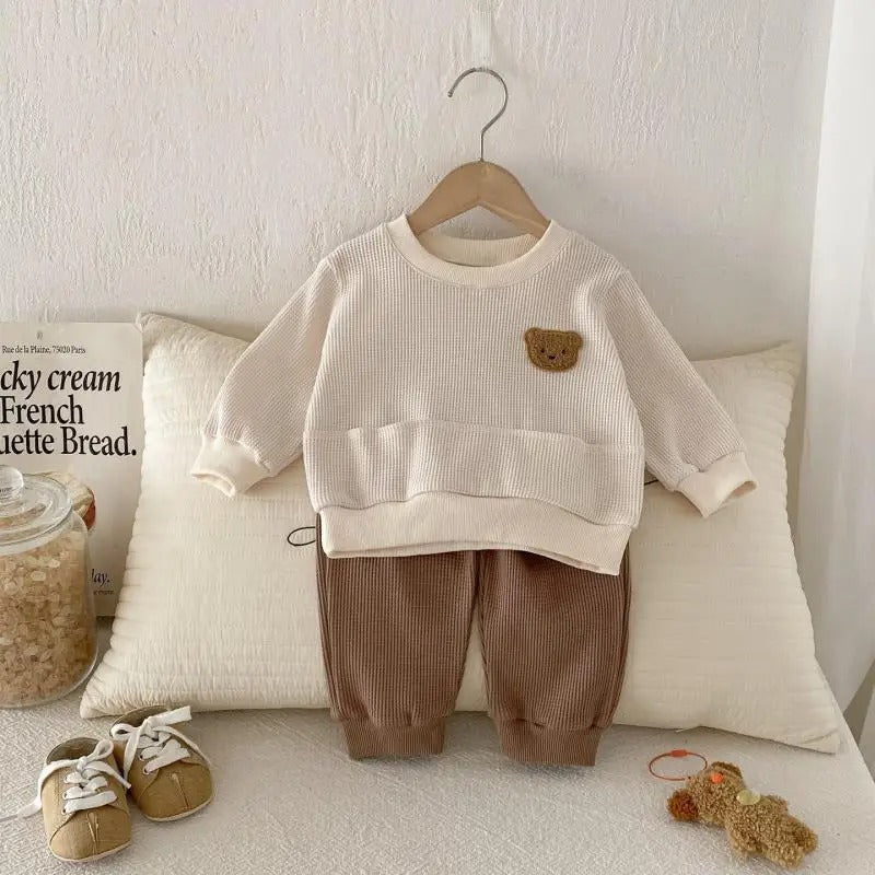 Baby & Kinder Outfit 2-teilig mit Bärenmotiv – Pullover & Hose Set
