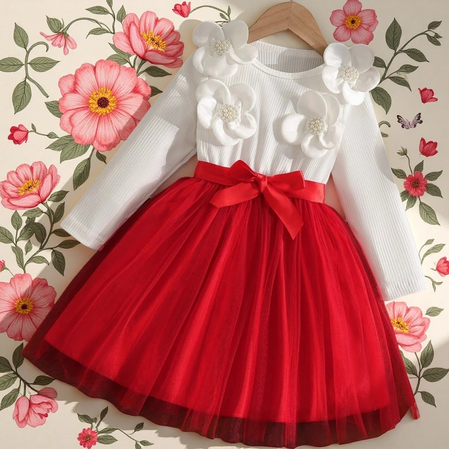 Festliches Kinderkleid mit 3D-Blumen & rotem Tüllrock