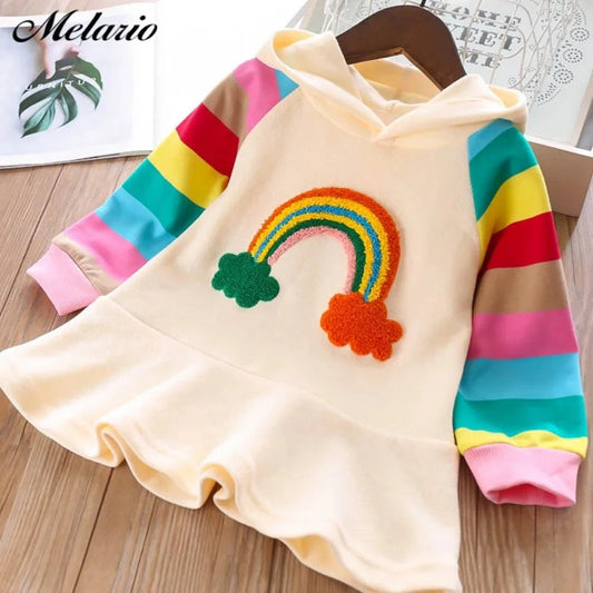 Regenbogen Kapuzenkleid für Mädchen – Bunt, fröhlich & verspielt