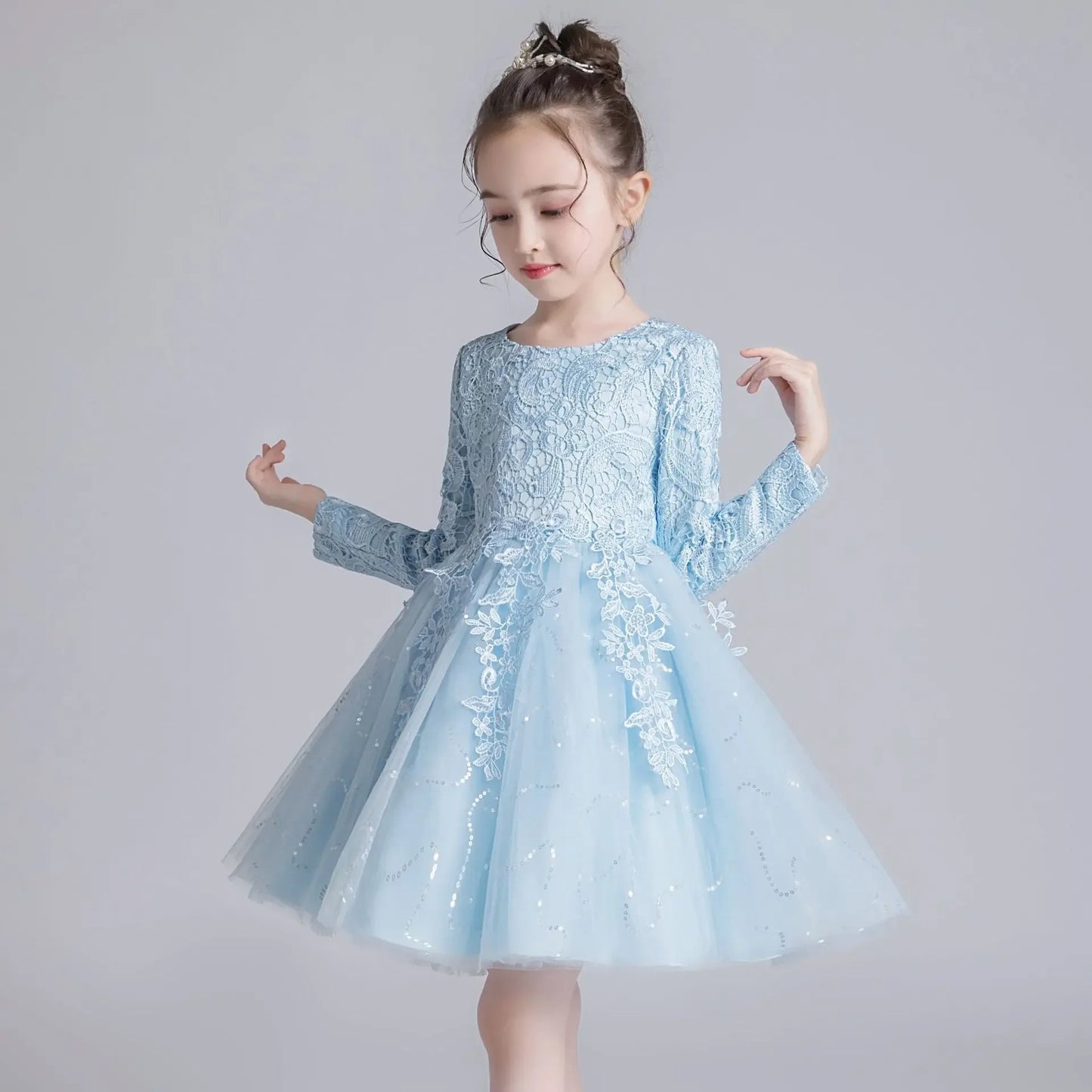 Mädchen-Spitzenkleid / Festliches Langarmkleid / ideal für Kommunion, Hochzeit & Weihnachten