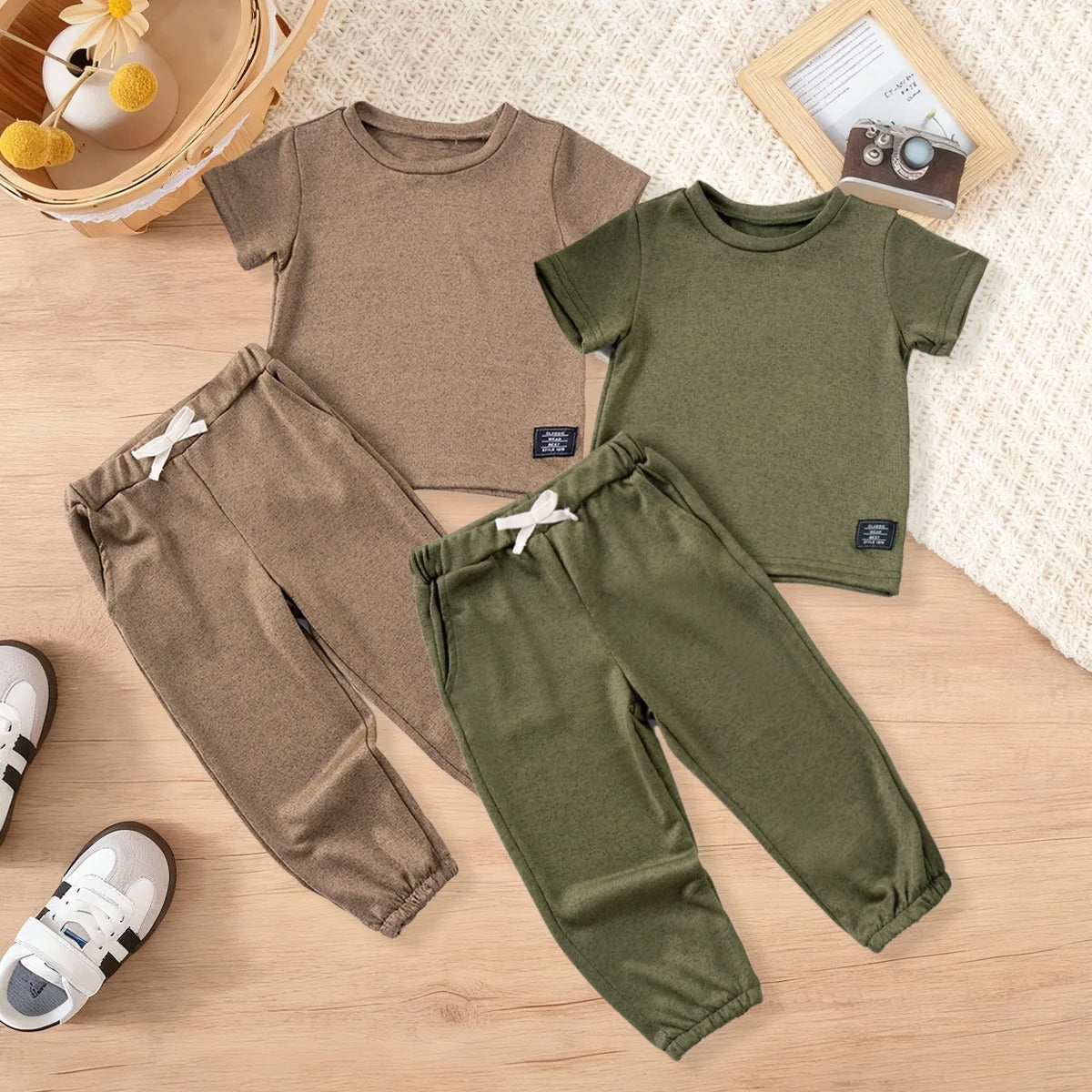 Jungen Sommer-Set 2-teilig – Strukturshirt & Jogginghose