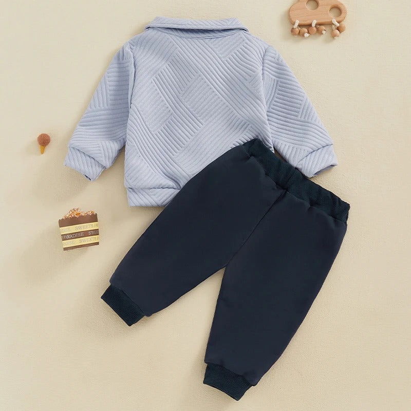 Baby Jungen Set mit Strukturpullover & Hose – 2-teiliges Outfit in Hellblau/Dunkelblau