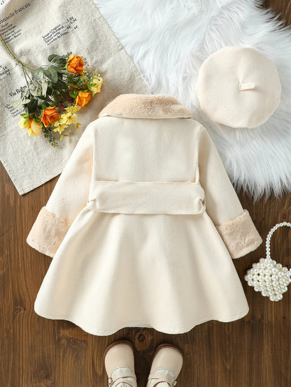 Eleganter Wintermantel mit Schleife & Kunstfellkragen