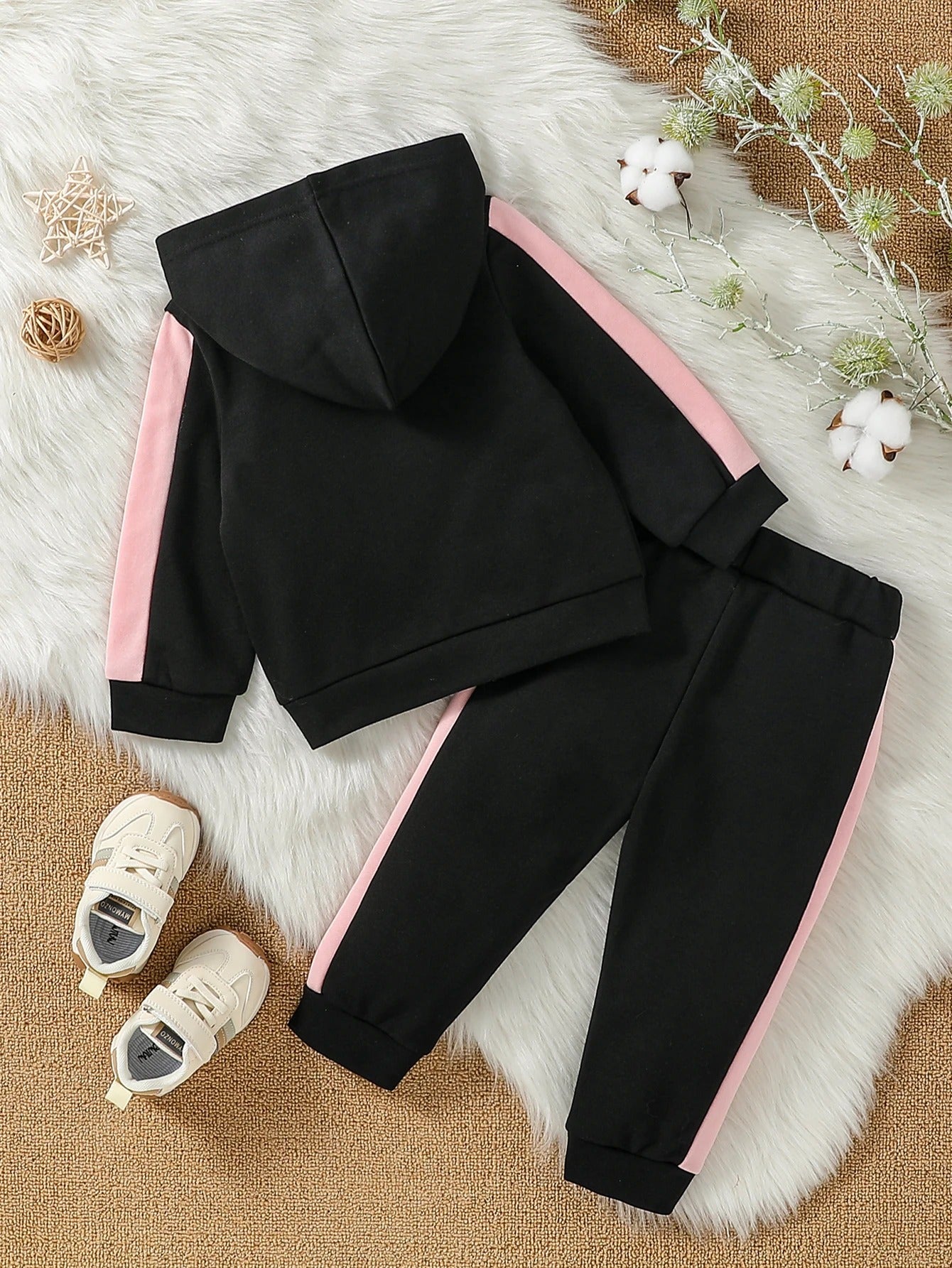 2-teiliges Jogging-Set „Love Mom & Dad“ – sportlich, bequem & mit Herz