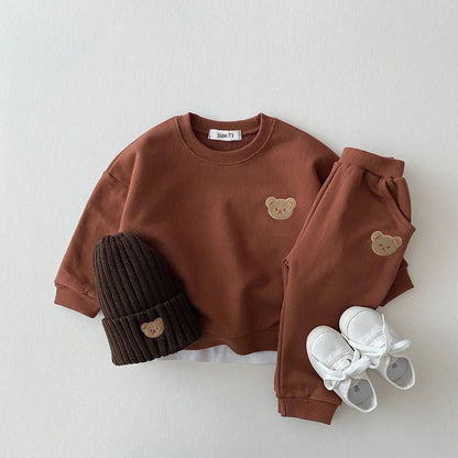 Kinder Sweatanzug 2-teilig mit Bärenmotiv – Pullover & Hose Set