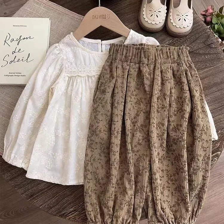 Mädchen Set 2-teilig mit strukturierter Bluse & floraler Hose