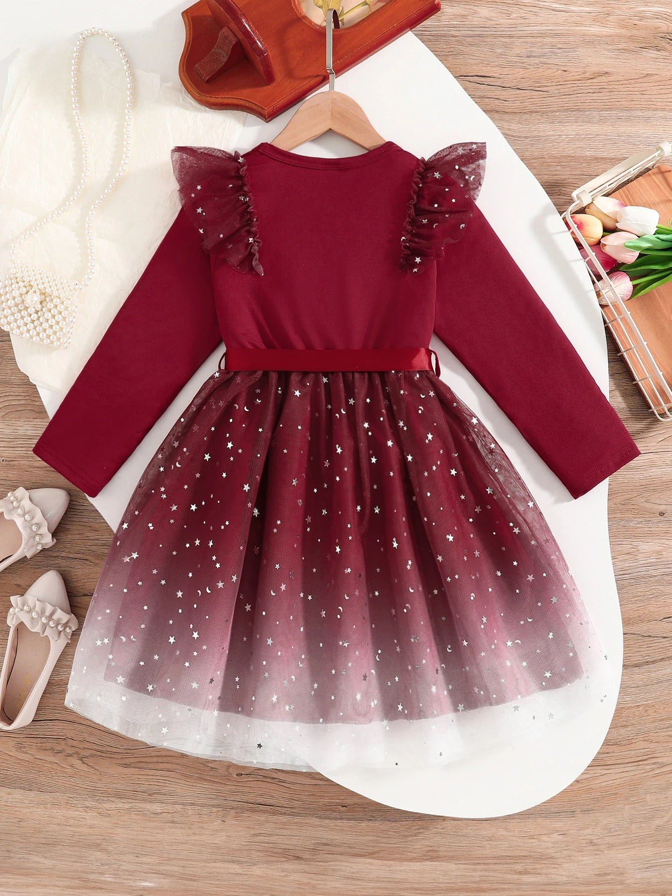 Festliches Kinderkleid mit Glitzersternen & Tüllrock