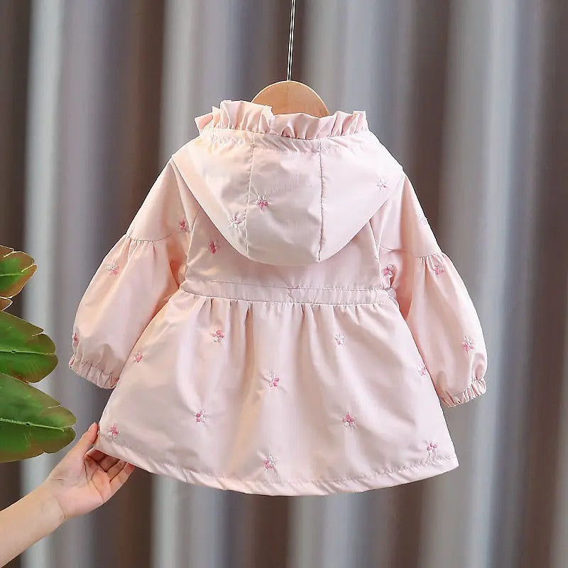 Zauberhafte Kinderjacke für kleine Prinzessinnen