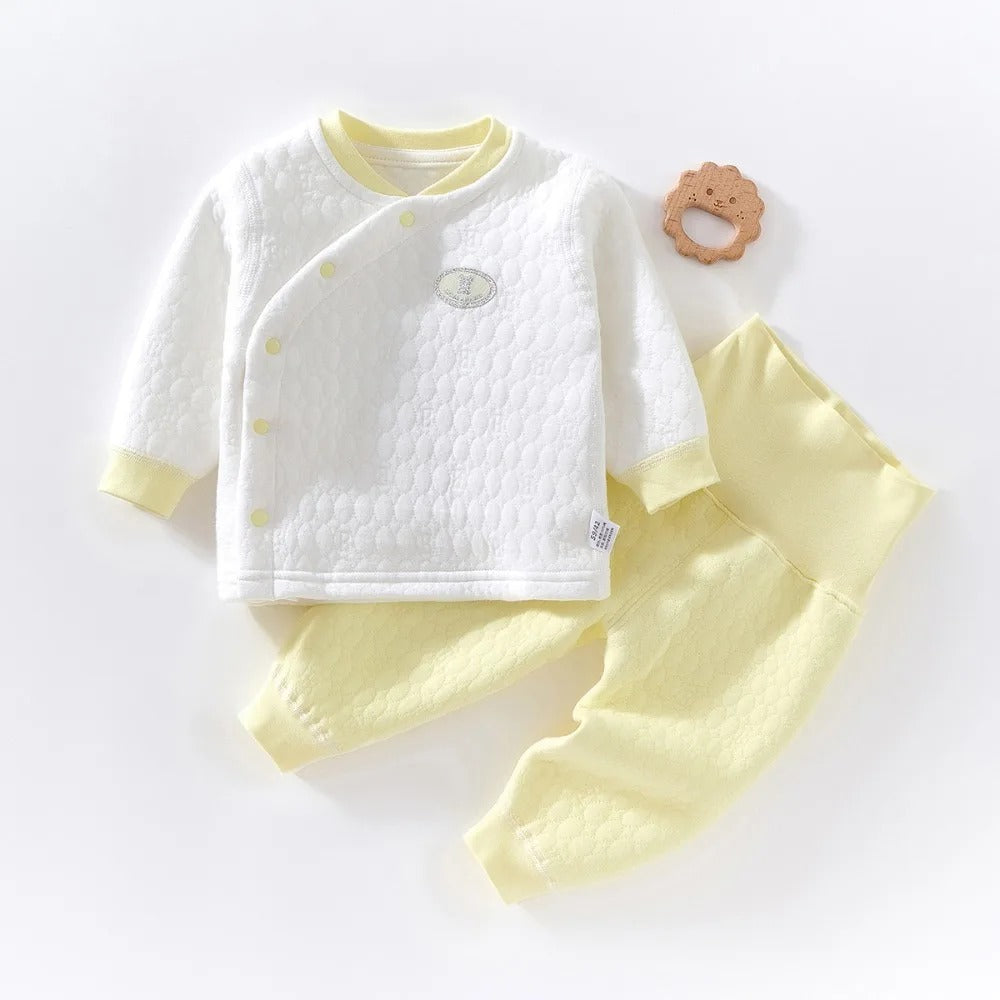 2-teiliges Baby-Set mit Wickeljacke & Hose – weich, warm & hautfreundlich