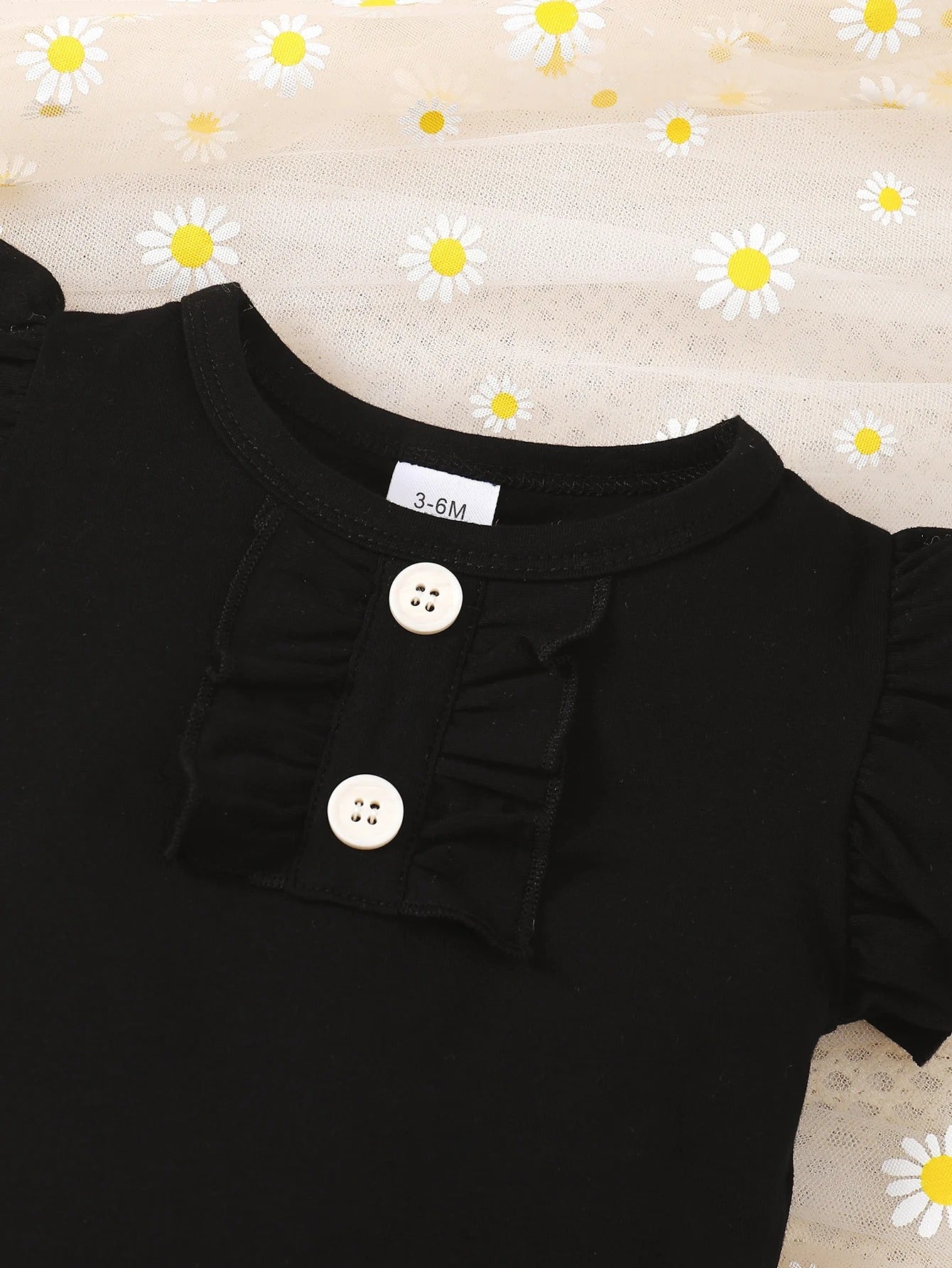 2-teiliges Set: Schwarzer Rüschen-Body & Leo-Shorts