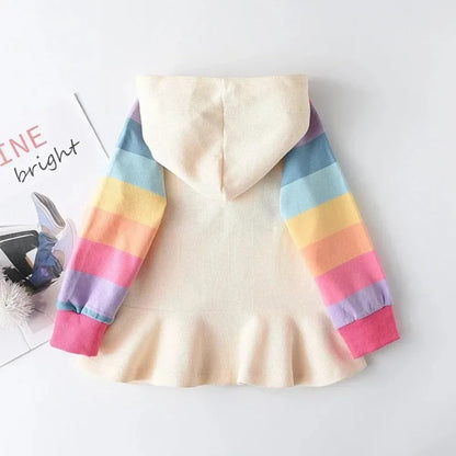 Regenbogen Kapuzenkleid für Mädchen – Bunt, fröhlich & verspielt