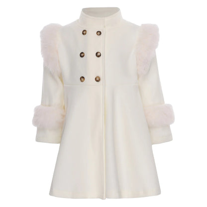 Festlicher Mädchenmantel mit Kunstfellbesatz – warm gefüttert & edel in Creme