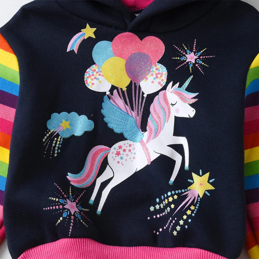 Einhorn Hoodie für Mädchen – Regenbogen Ärmel, Glitzerprint & kuschelig weich