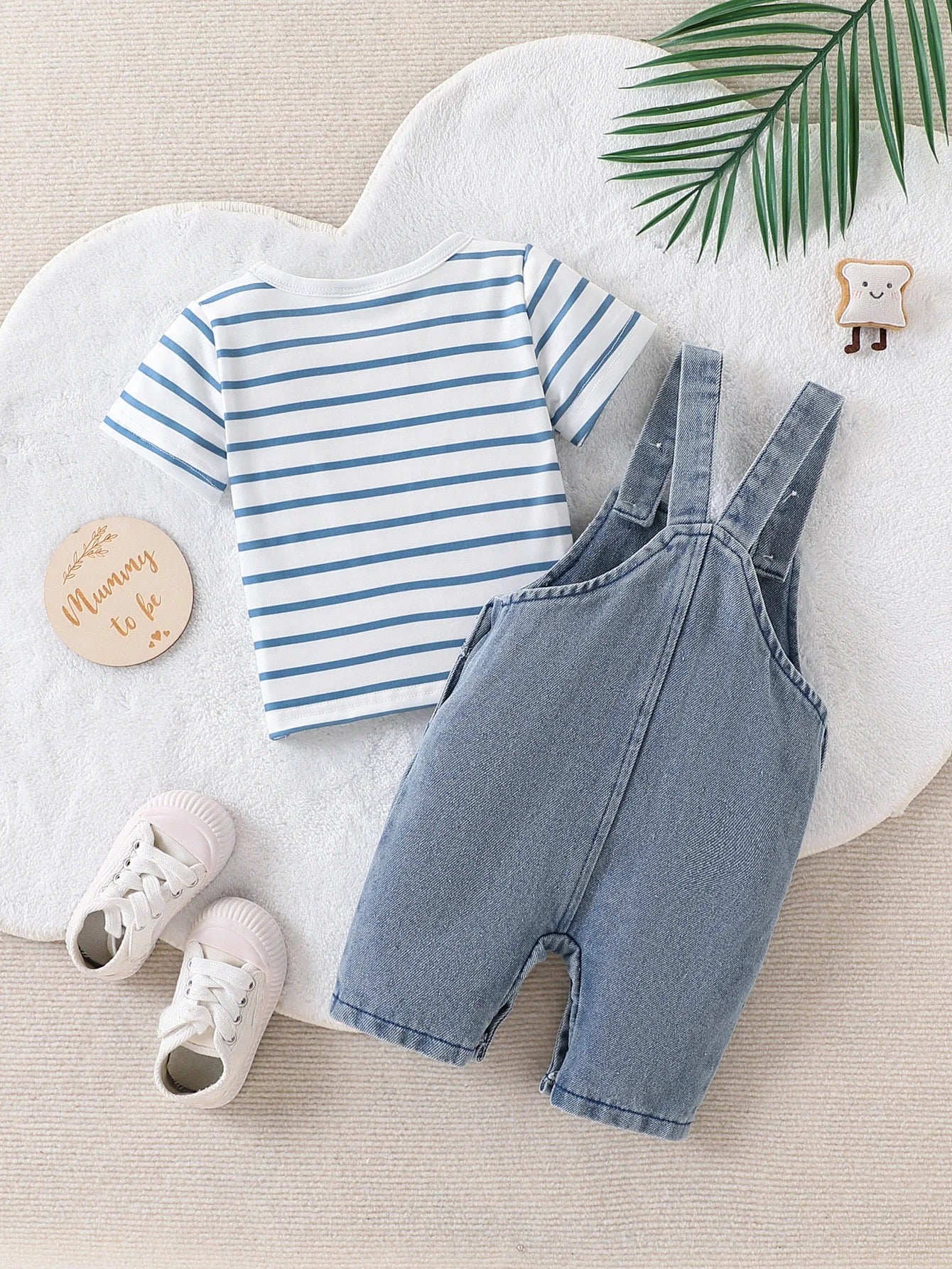 Baby Outfit 2-teilig – Streifen Shirt & Latzshorts mit Hund