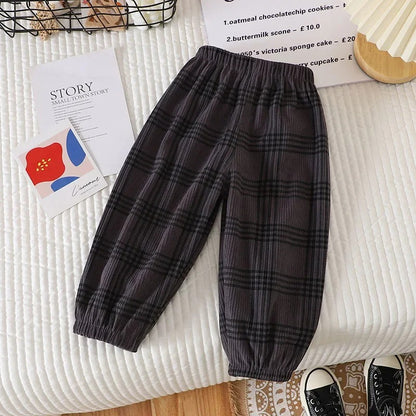 Bequeme Kinderhose aus Baumwoll-Cord