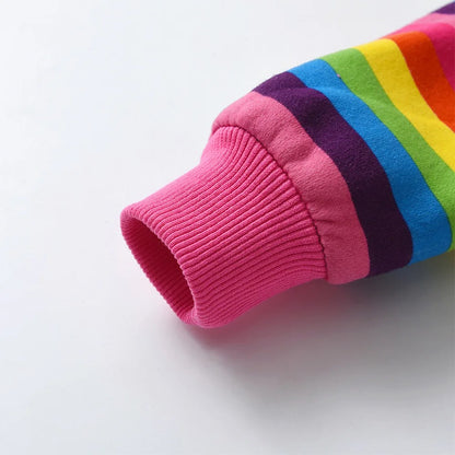 Einhorn Hoodie für Mädchen – Regenbogen Ärmel, Glitzerprint & kuschelig weich