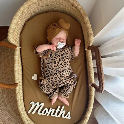 Wickel-Strampler mit Leopardenmuster für Mädchen