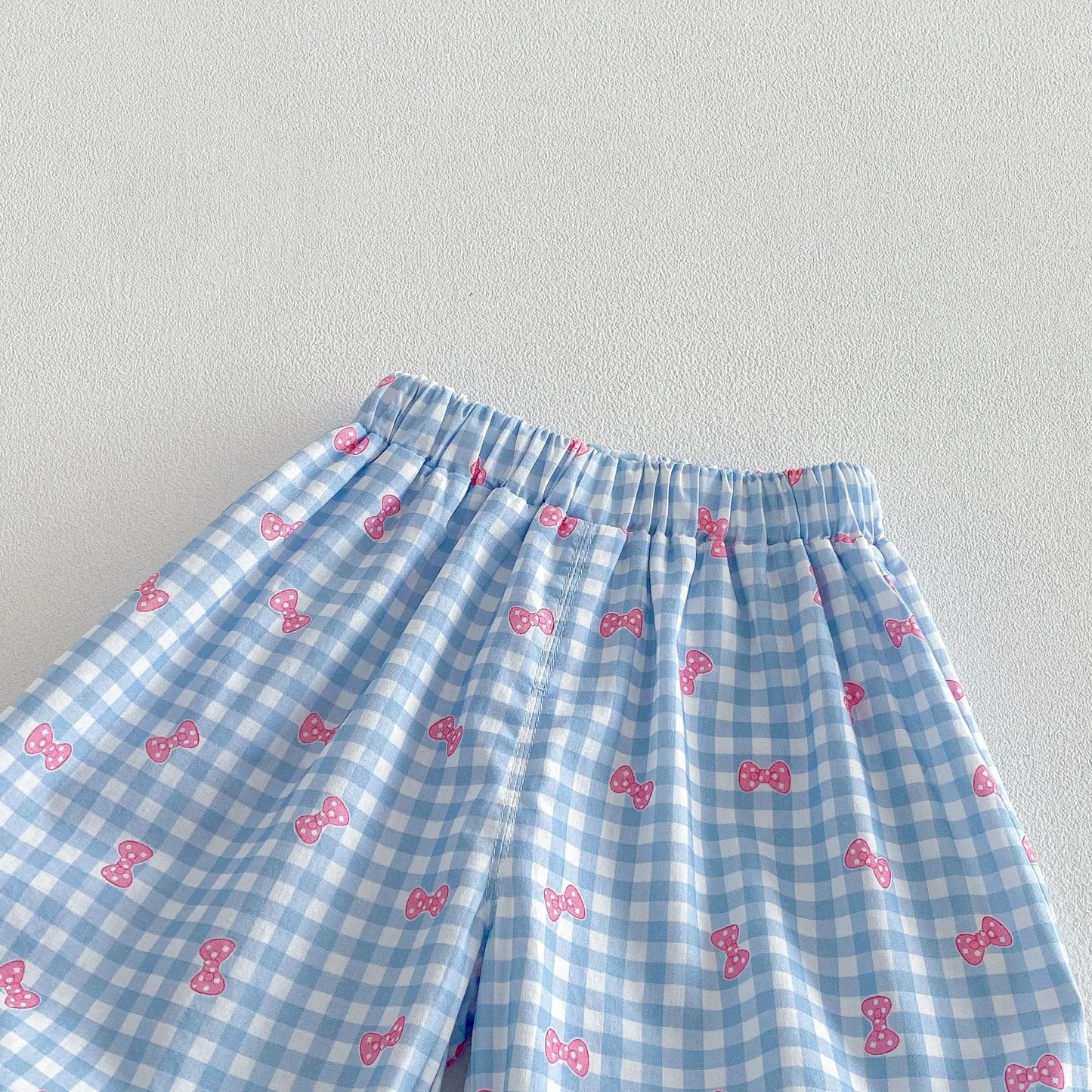 Mädchen Pumphose aus Baumwolle – Locker geschnittene Kinderhose mit süßen Prints