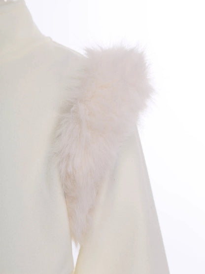 Festlicher Mädchenmantel mit Kunstfellbesatz – warm gefüttert & edel in Creme