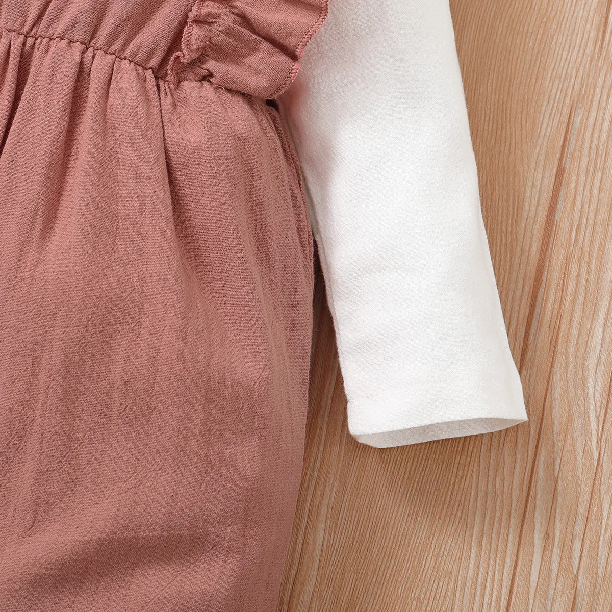 Baby Mädchen Overall mit Blumenstickerei & Peter-Pan-Kragen – 2in1 Strampler in Altrosa