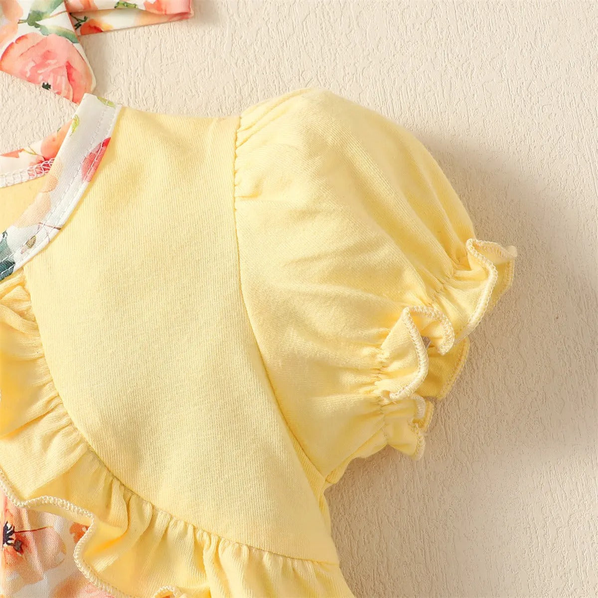 Baby Kleid mit Blumenmuster & Stirnband