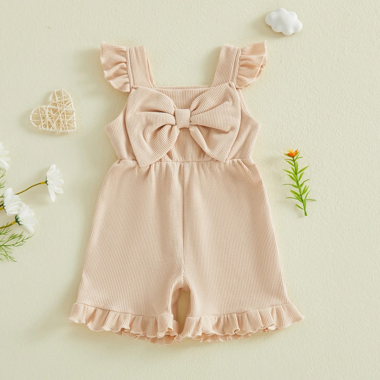 Sommer Jumpsuit für Mädchen mit Schleife & Rüschen – leicht & verspielt
