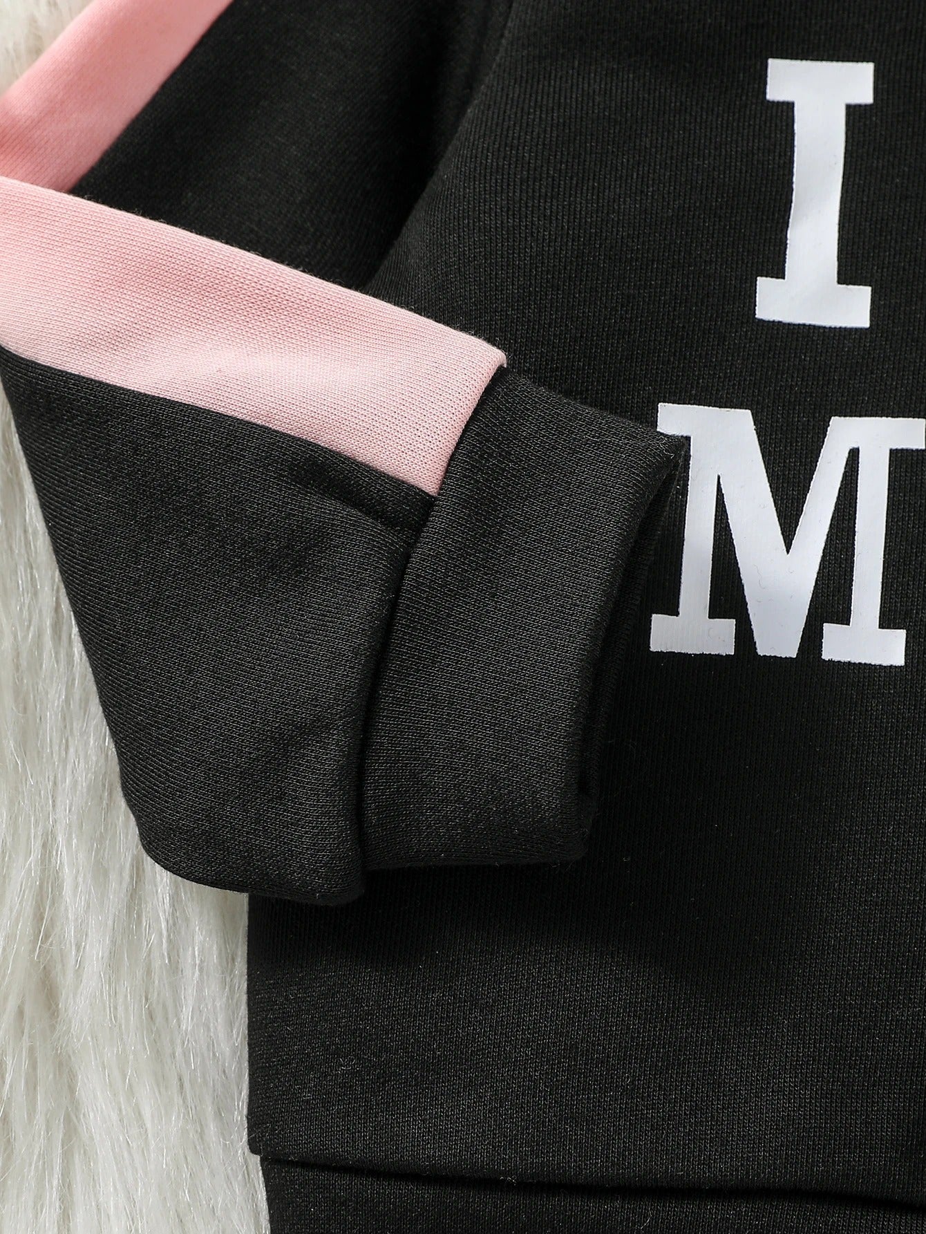 2-teiliges Jogging-Set „Love Mom & Dad“ – sportlich, bequem & mit Herz