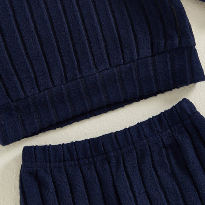 Zweiteiliges Strickset für Jungen – weicher Pullover & Hose in Navy mit Strukturmuster