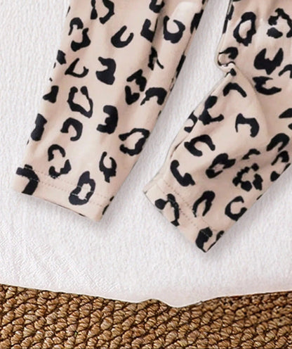Zweiteiler für Mädchen – Sweatshirt & Leggings im Leo-Design