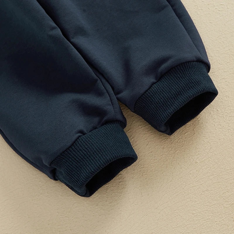 Baby Jungen Set mit Strukturpullover & Hose – 2-teiliges Outfit in Hellblau/Dunkelblau