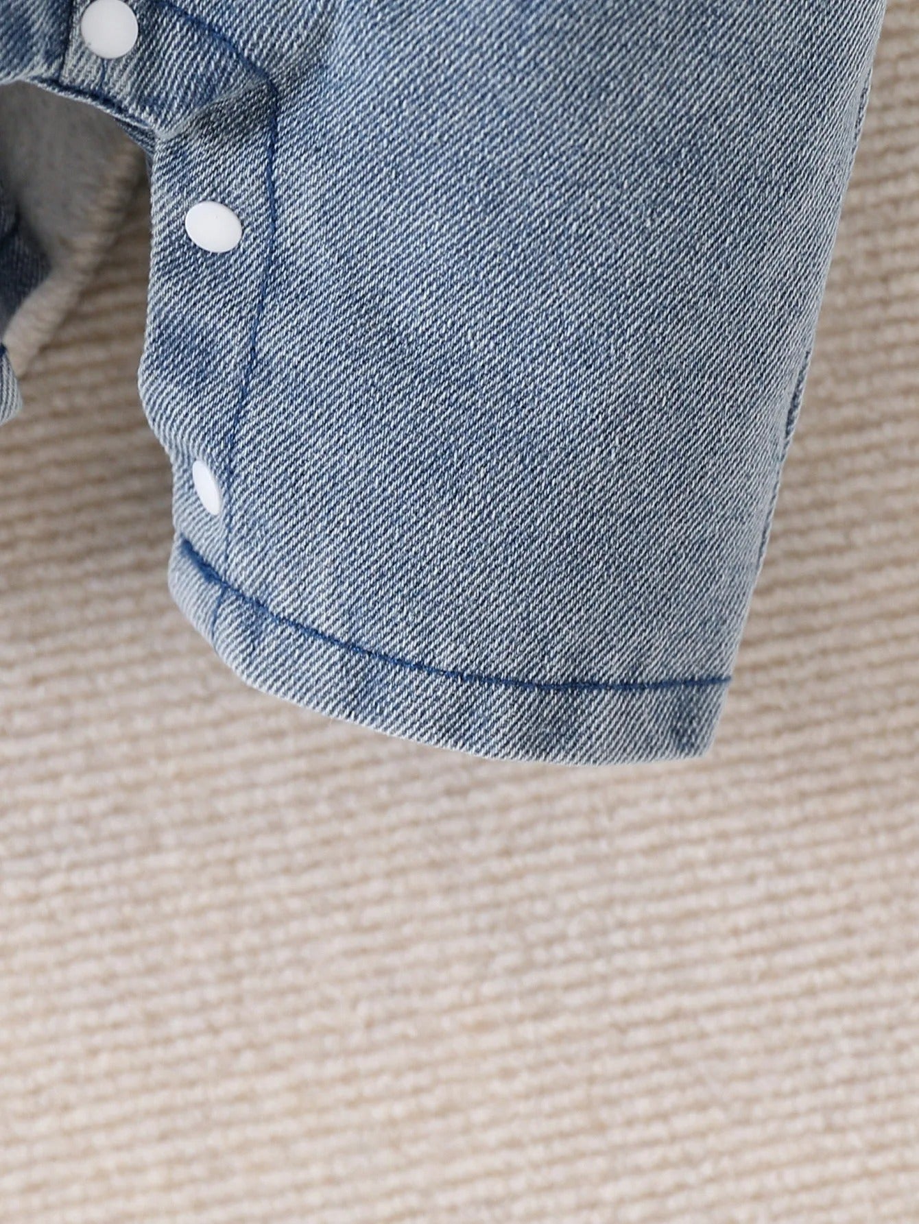 Baby Outfit 2-teilig – Streifen Shirt & Latzshorts mit Hund
