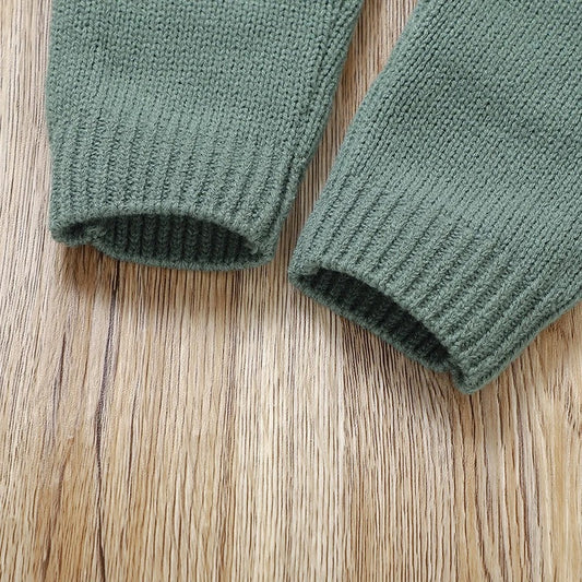 Baby Strickset 2-teilig – Cardigan & Latzhose in Salbeigrün