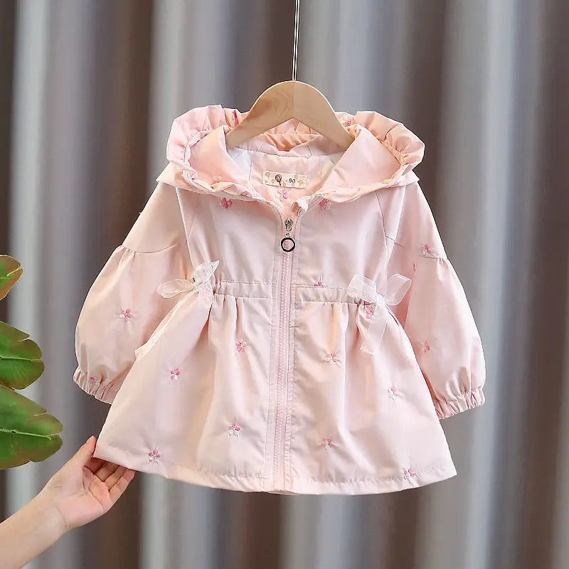 Zauberhafte Kinderjacke für kleine Prinzessinnen