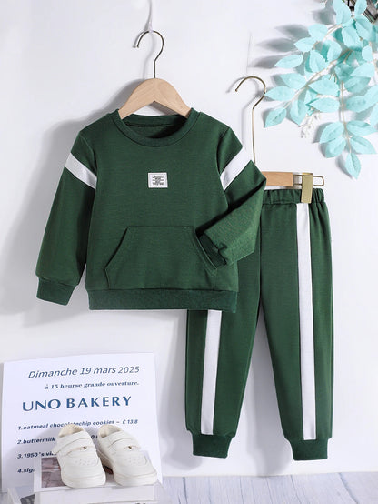 Sportliches Jungen Freizeit-Set mit Streifendetail – Dunkelgrün