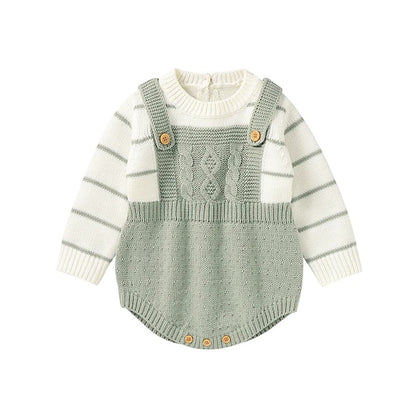 Baby Strickbody mit Hosenträger-Design – weicher Langarm Body für Babys