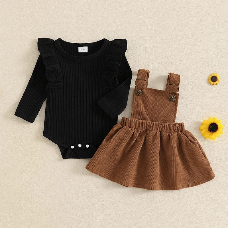 2-teiliges Baby Outfit mit Cordrock – langärmeliger Body & Trägerrock