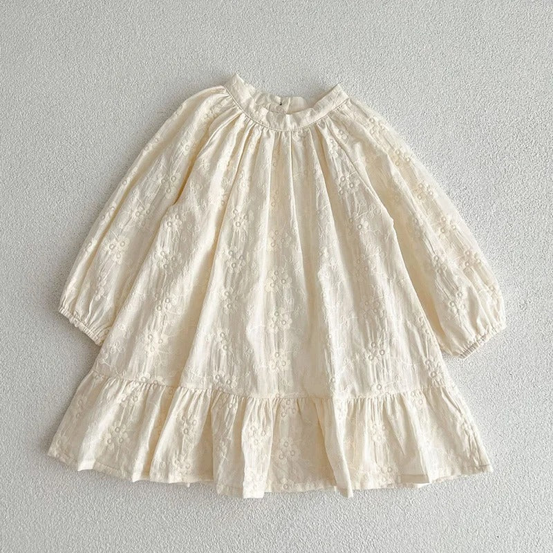 Mädchenkleid mit feiner Blumenstickerei – elegantes Baumwollkleid für Kinder