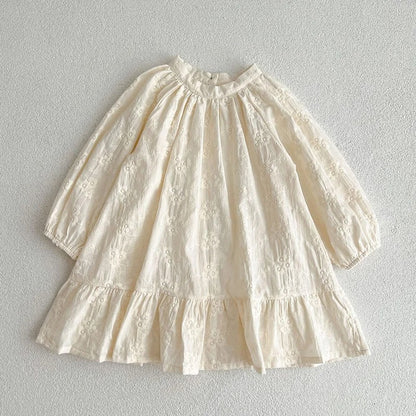 Mädchenkleid mit feiner Blumenstickerei – elegantes Baumwollkleid für Kinder