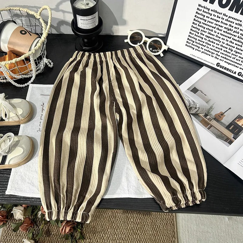 Bequeme Kinderhose aus Baumwoll-Cord