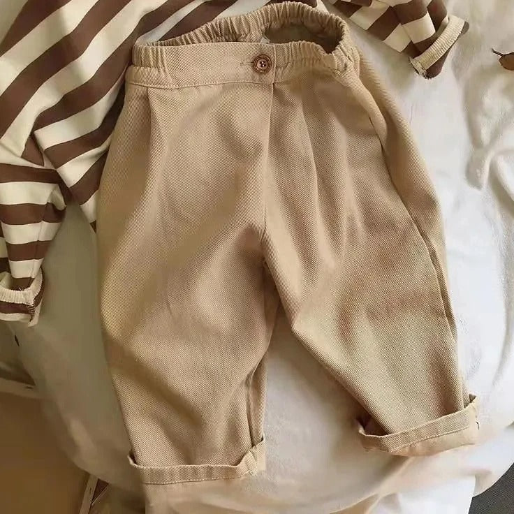 Kinder Stoffhose mit elastischem Bund – bequeme Kinderhose im minimalistischen Look