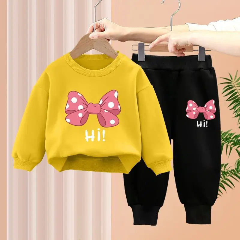 Kuschelweiches Kinder-Sweatshirt-Set mit Schleifenmotiv