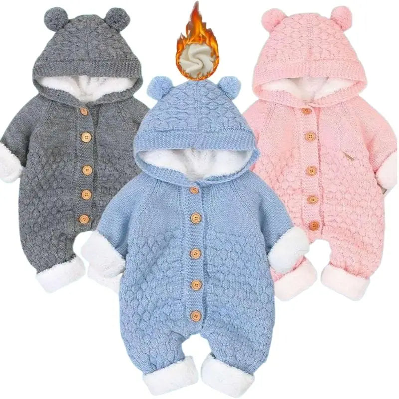 Kuscheliger Baby-Strickoverall "Bärenzauber"