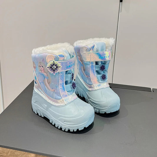 Magische Winterstiefel für kleine Abenteurer